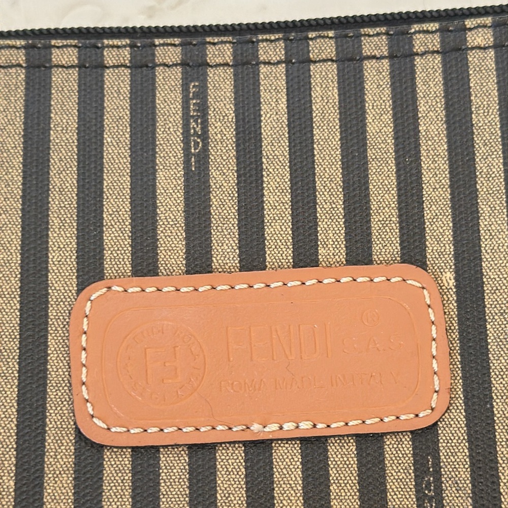 Vintage Fendi bag - Picture 3 of 16